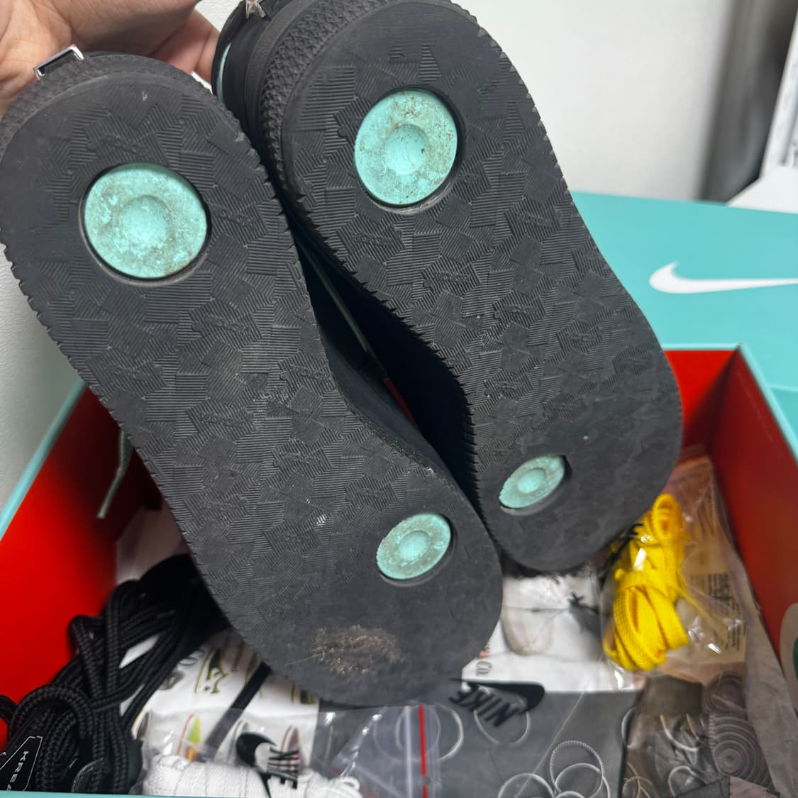 나이키 X 티파니 앤 코 에어포스 1 로우 스니커즈 상품이미지6