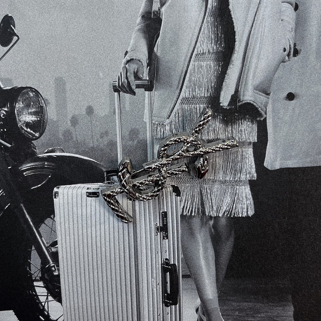 YSL 스네이크 레더 브로치 상품이미지4