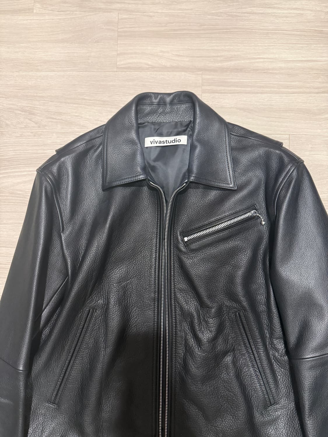 비바스튜디오 카우하이드 소가죽 싱글라이더 자켓 상품이미지3