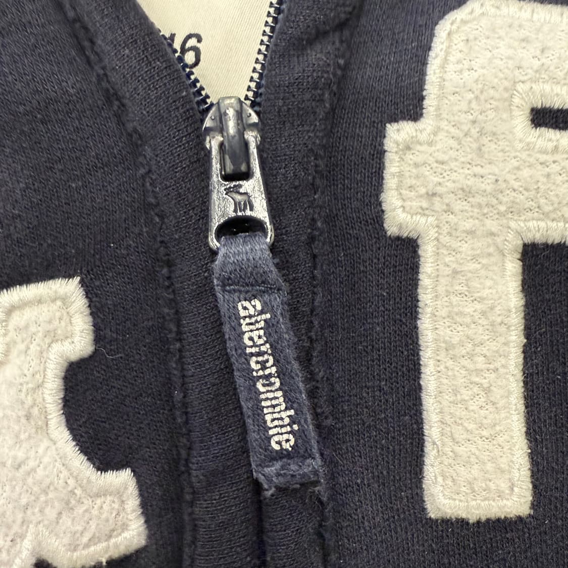 아베크롬비 키즈 네이비 양털 후드집업 상품이미지7