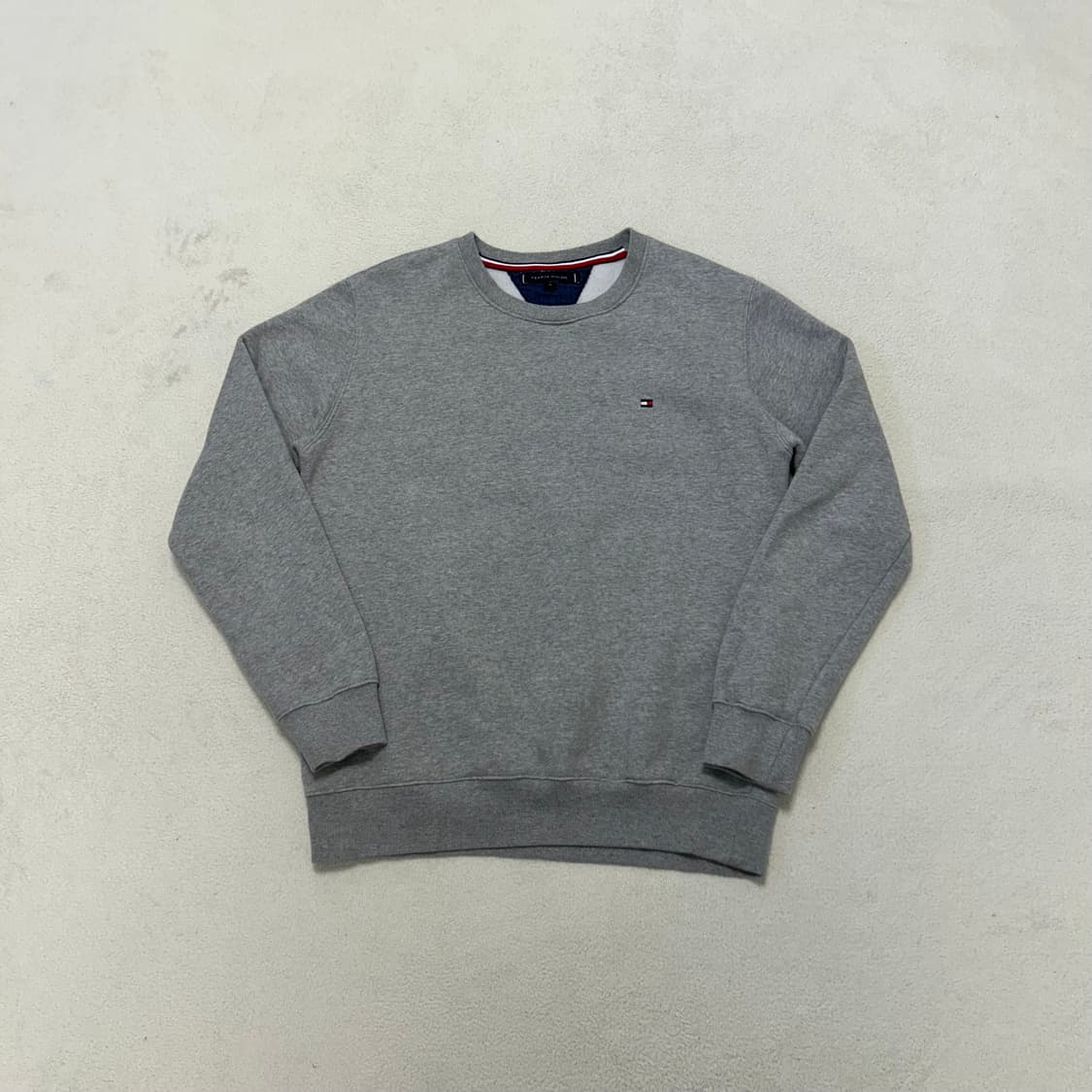 Tommy Hilfiger gray sweatshirt 상품이미지3