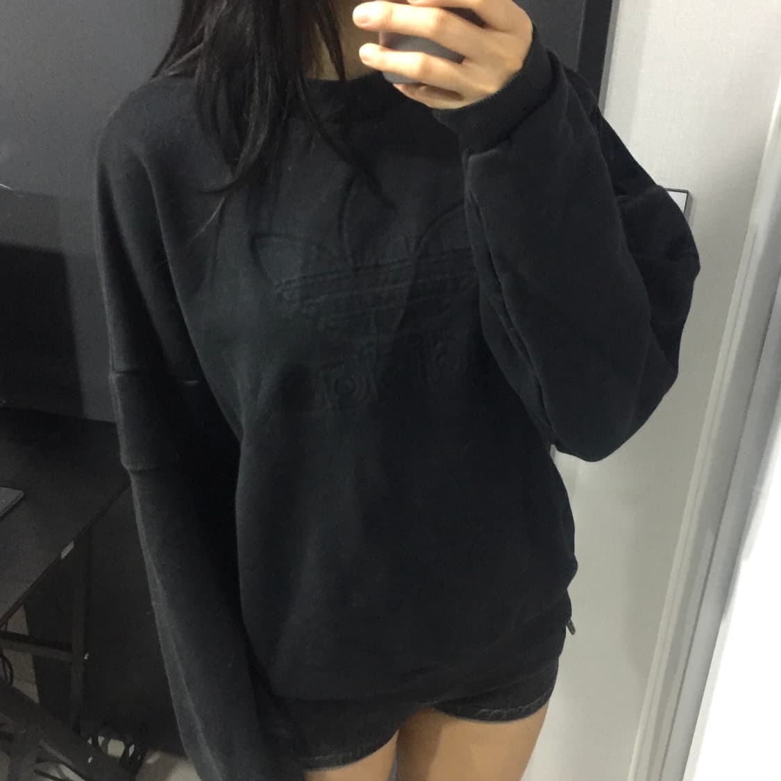 Adidas 오버핏 베이직 라운드 맨투맨 상품이미지1