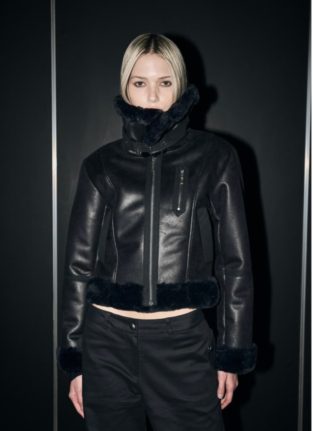 보헴서 22fw SUEDE FITTED MUSTANG 무스탕 슬림핏 상품이미지1