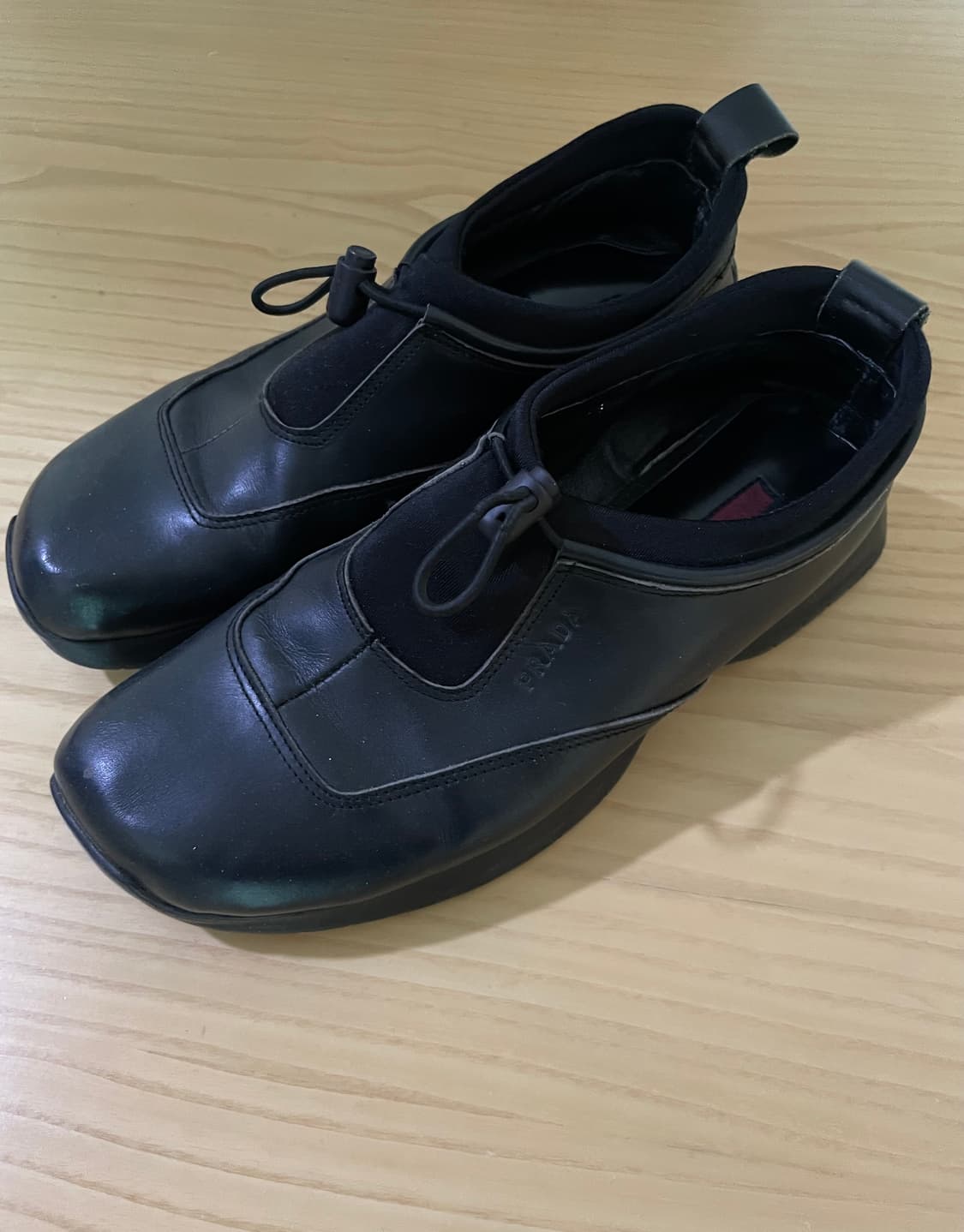 프라다 스포츠 스퀘어토 토글 스니커즈 상품이미지1