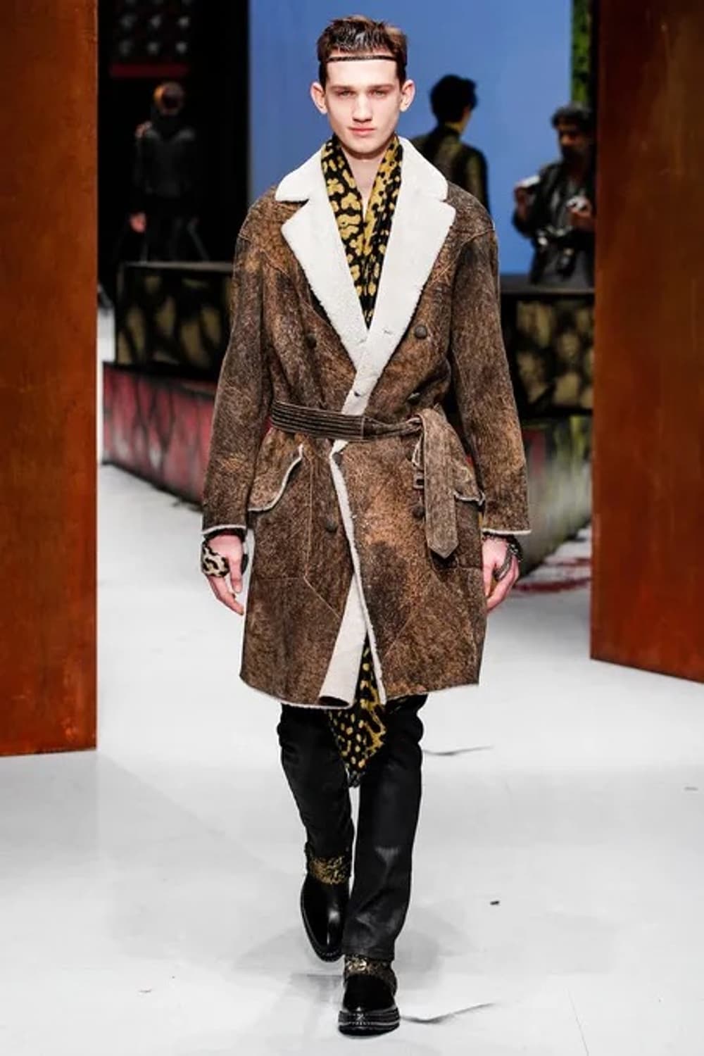 로베르토카발리 14FW 메인라인 시어링 라이더 자켓 상품이미지2