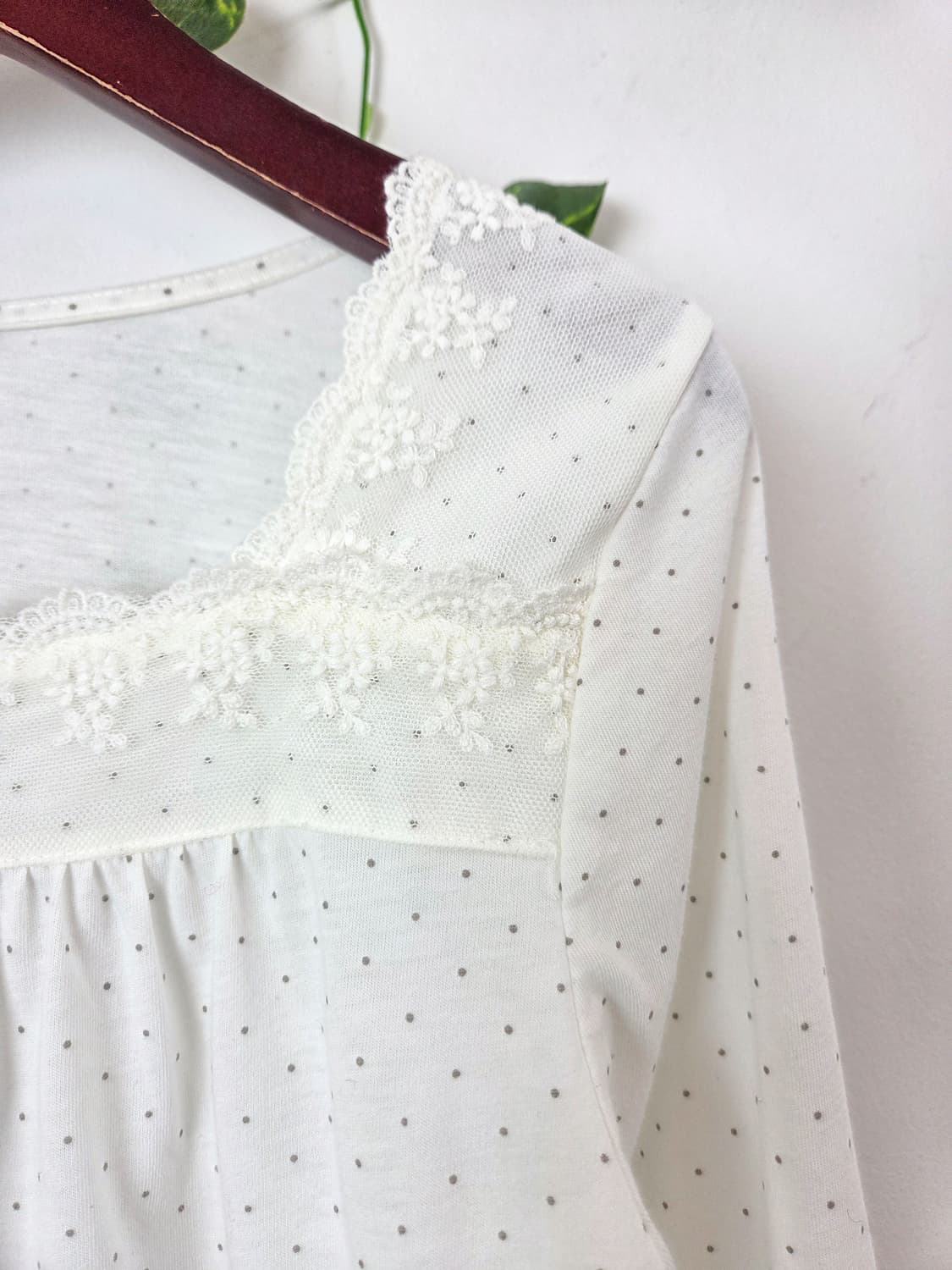 comfort basic 스퀘어넥 도트 슬리브 상품이미지3