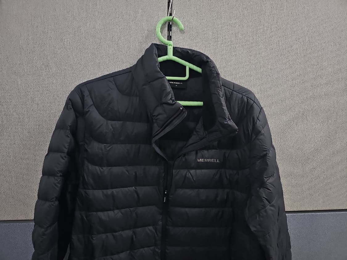 머렐 정품 구스경량패딩 105사이즈 판매합니다  상품이미지2