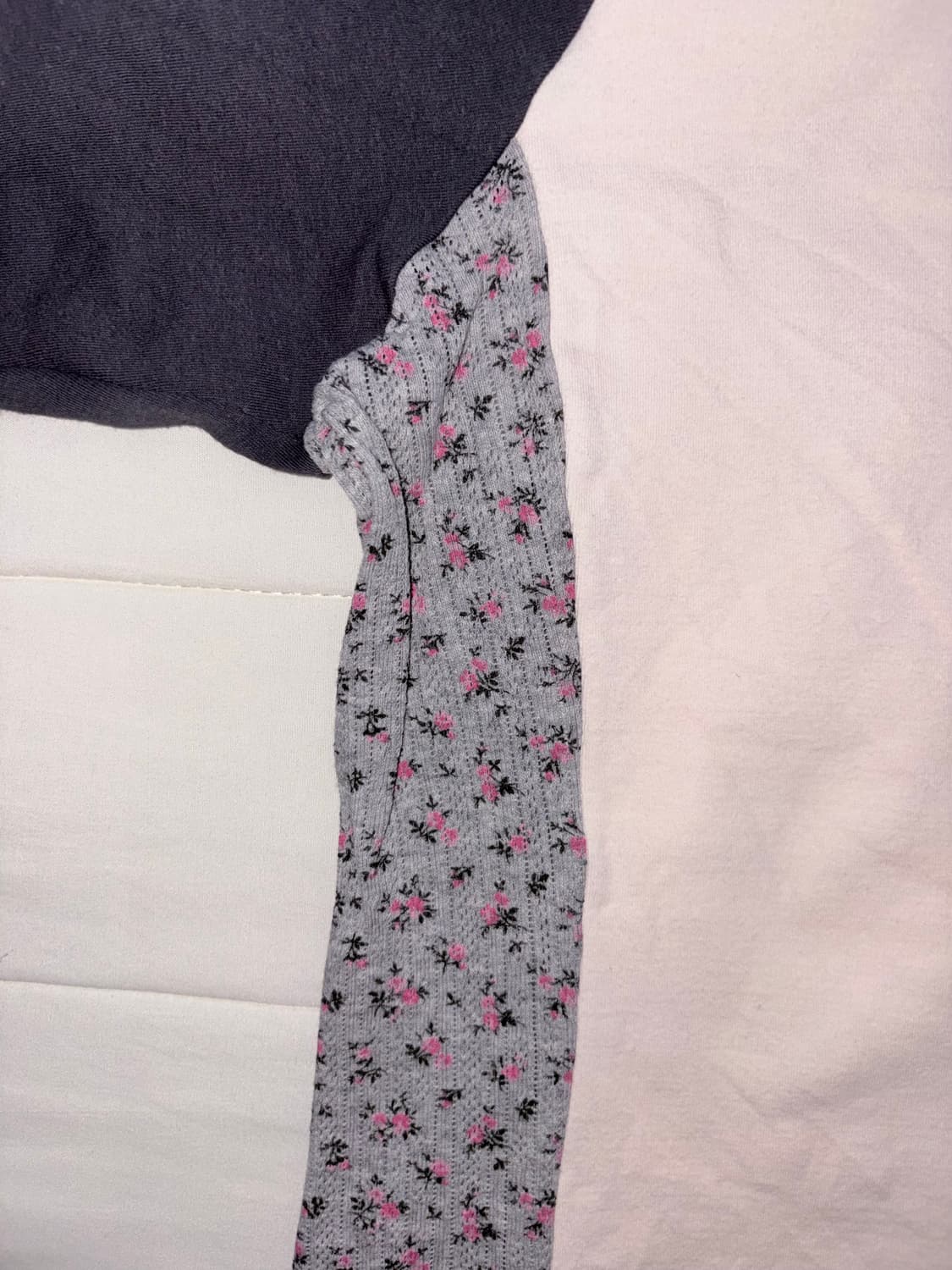 락케이크 플라워패턴 롱슬리브 긴팔티셔츠 상품이미지3