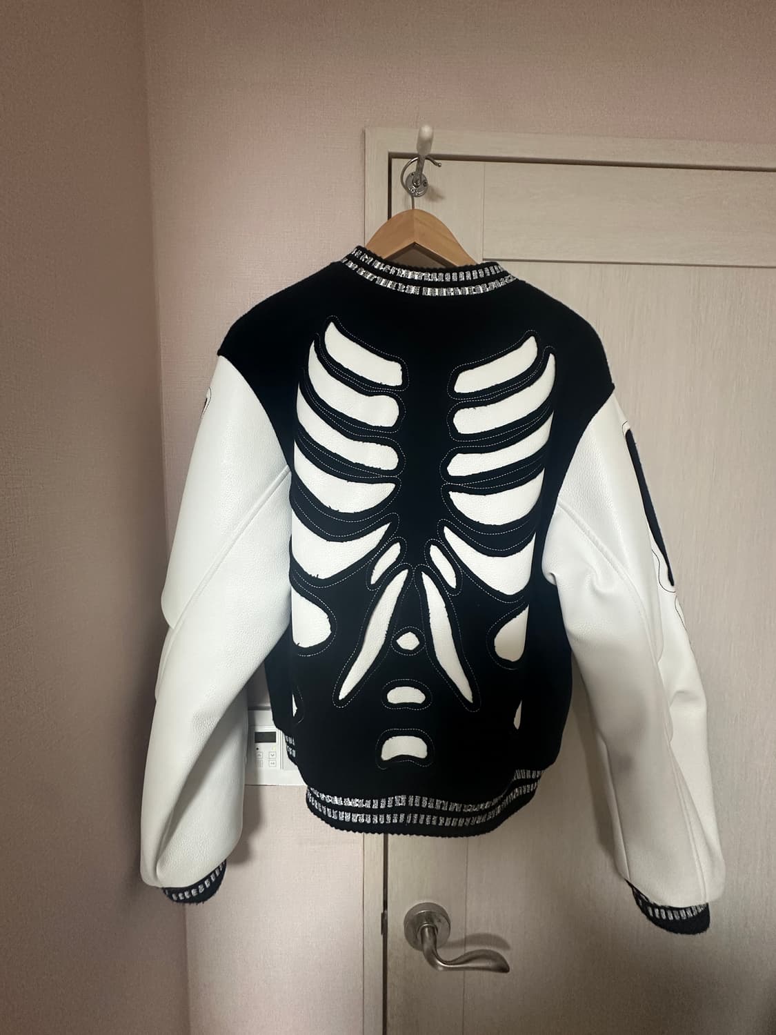 써저리 본커팅 바시티 상품이미지1