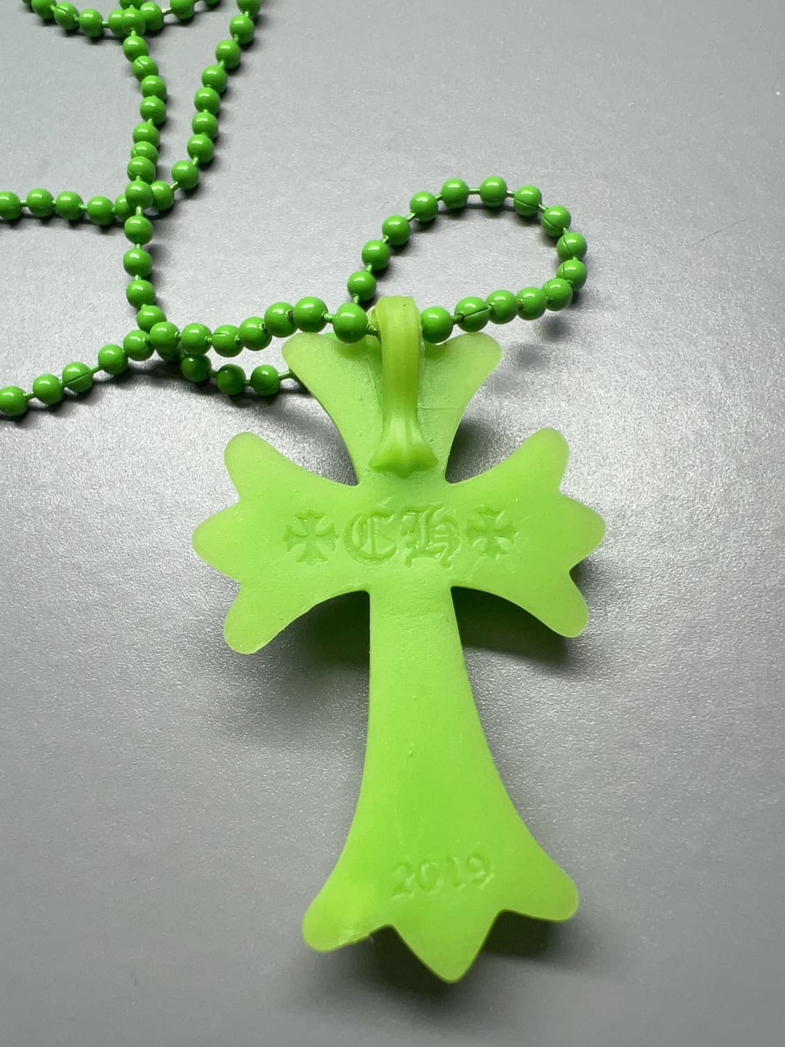 크롬하츠 실리크롬 CH 크로스 팬던트 그린 2022 상품이미지7