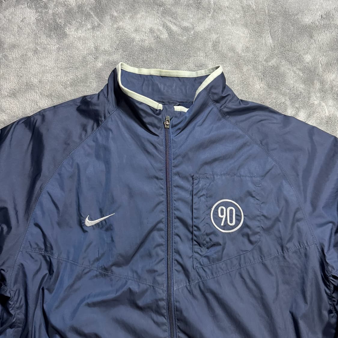 나이키 토탈90 올드스쿨 바람막이 상품이미지2