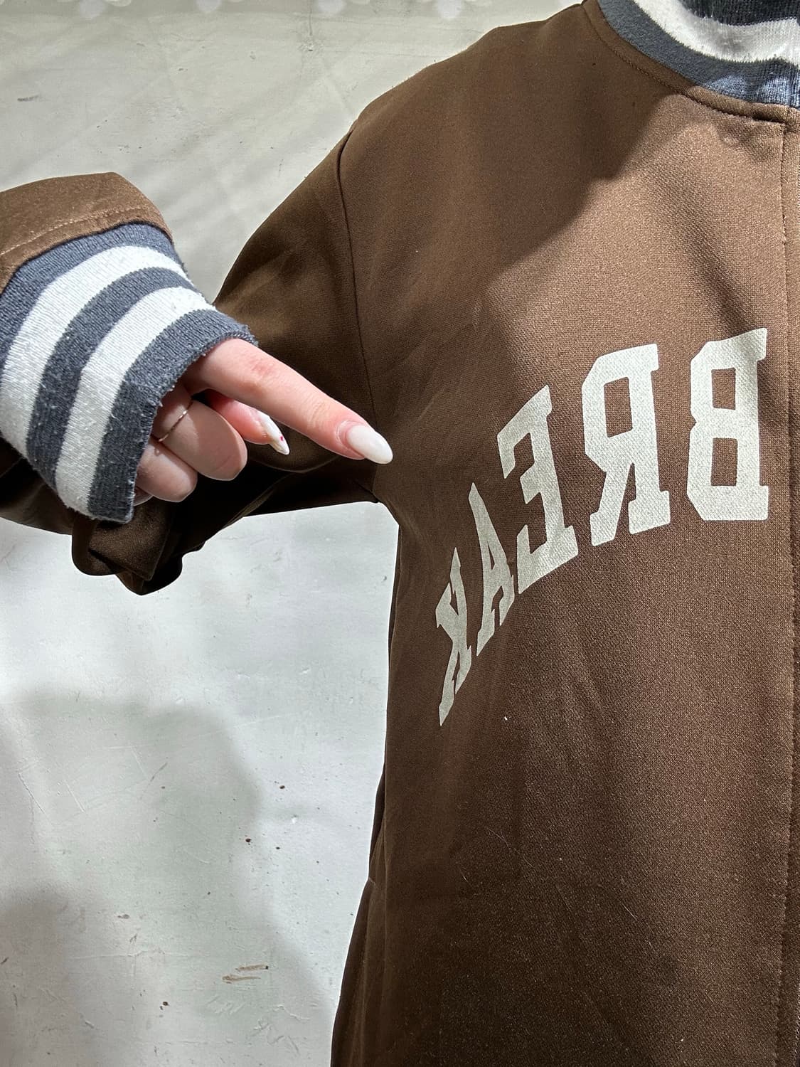 일본 빈티지 SHISKY 자수 프린팅 오버핏 브라운 트랙탑 져지 M 상품이미지6