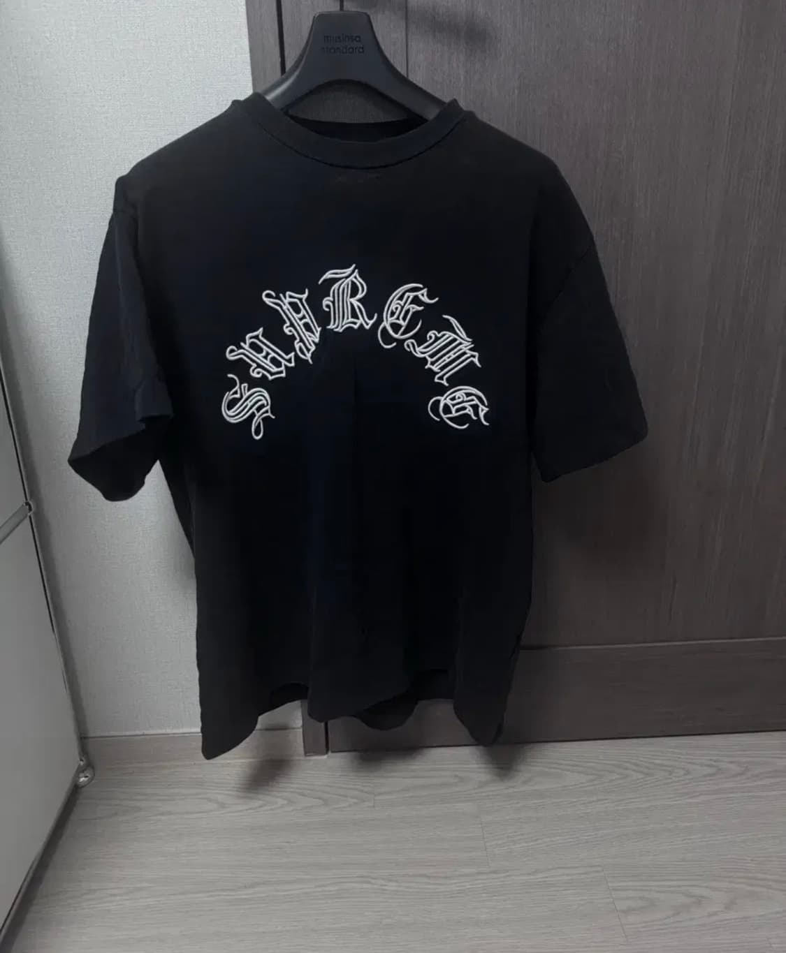 슈프림 올드 잉글리시 반팔 L사이즈 블랙 상품이미지2