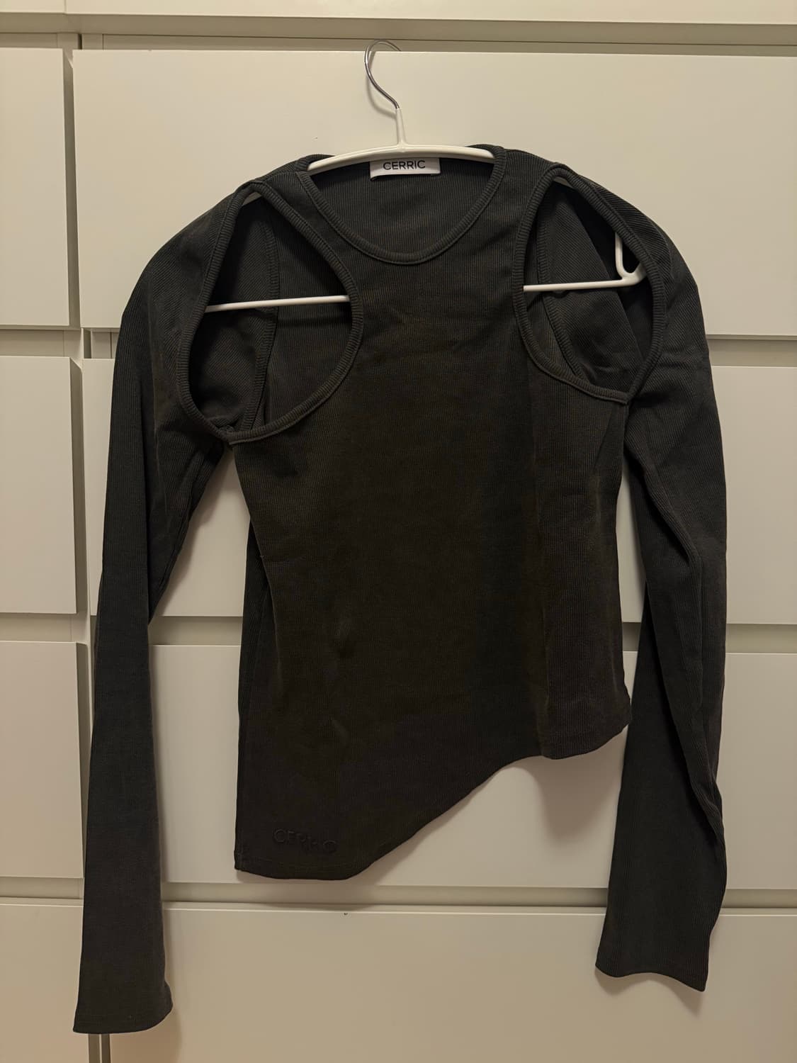 세릭 긴팔티 상품이미지1