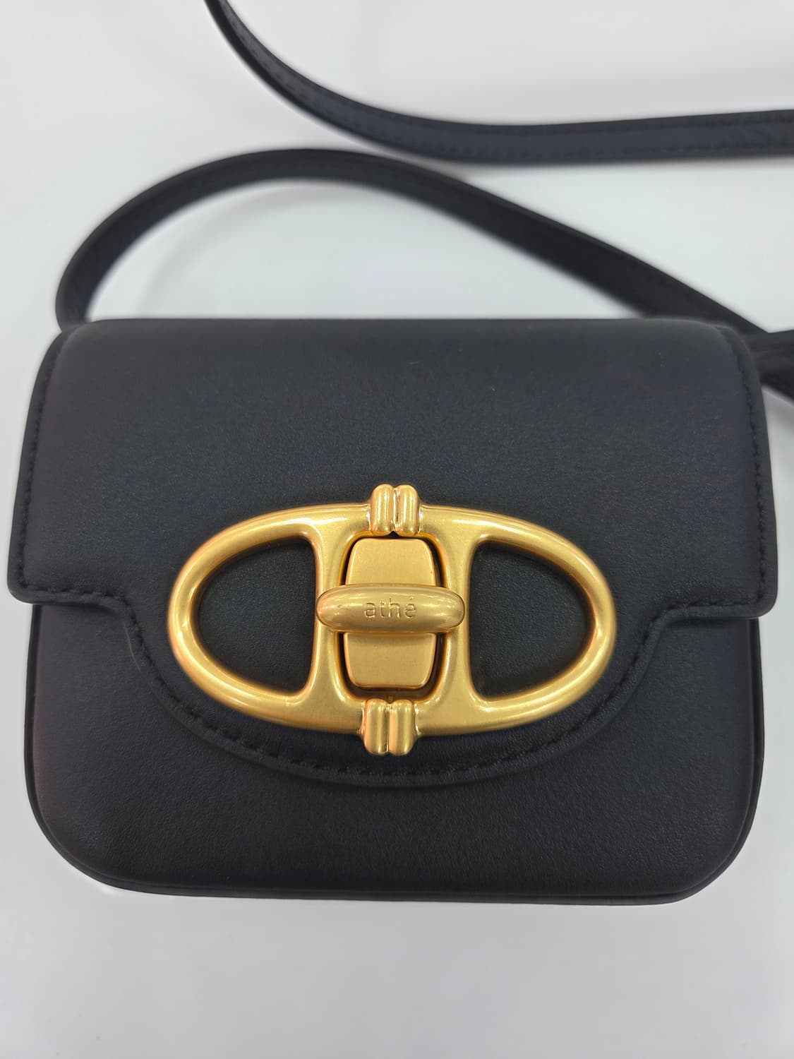 athe 아떼 바네사부르노 미니크로스백 상품이미지1