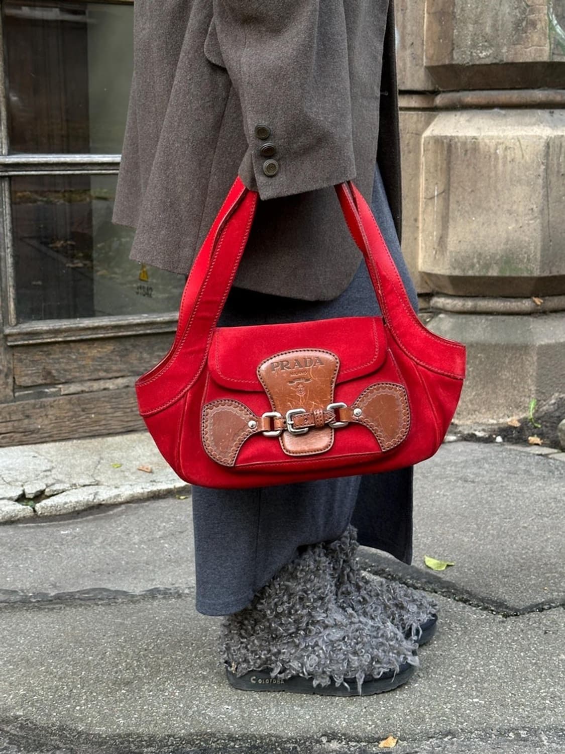 프라다 빈티지 레드 레더 숄더백 상품이미지1