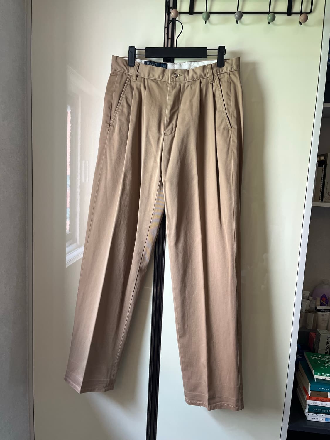 폴로 투턱 치노 팬츠 상품이미지1