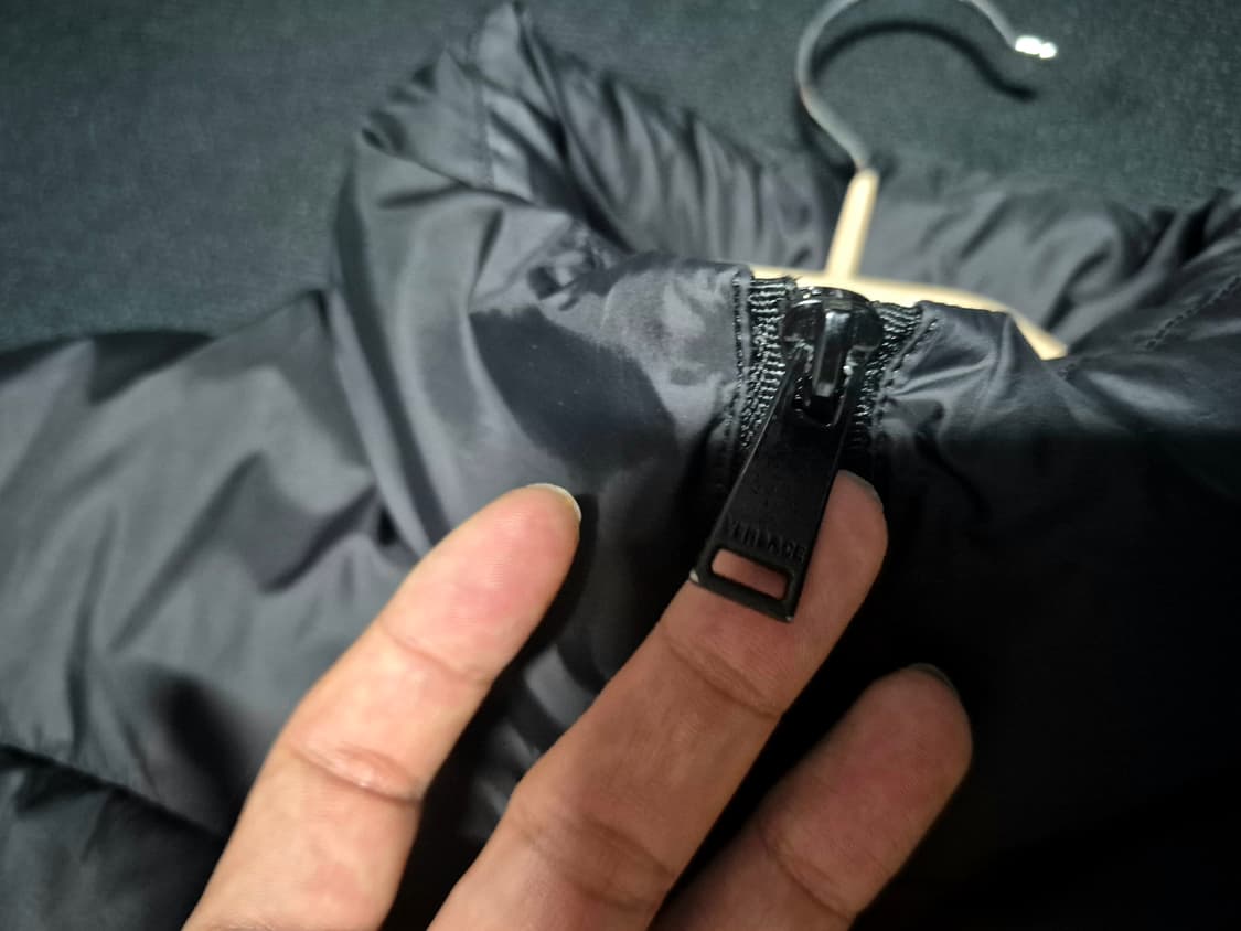 베르사체 메두사 와펜 그레카 패턴 푸퍼 패딩 L 정품 상품이미지4