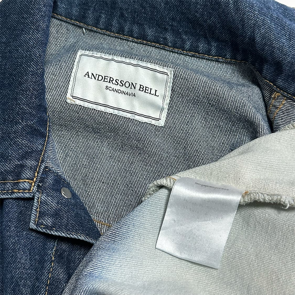 앤더슨벨 레터링 투톤 데님 자켓 상품이미지5