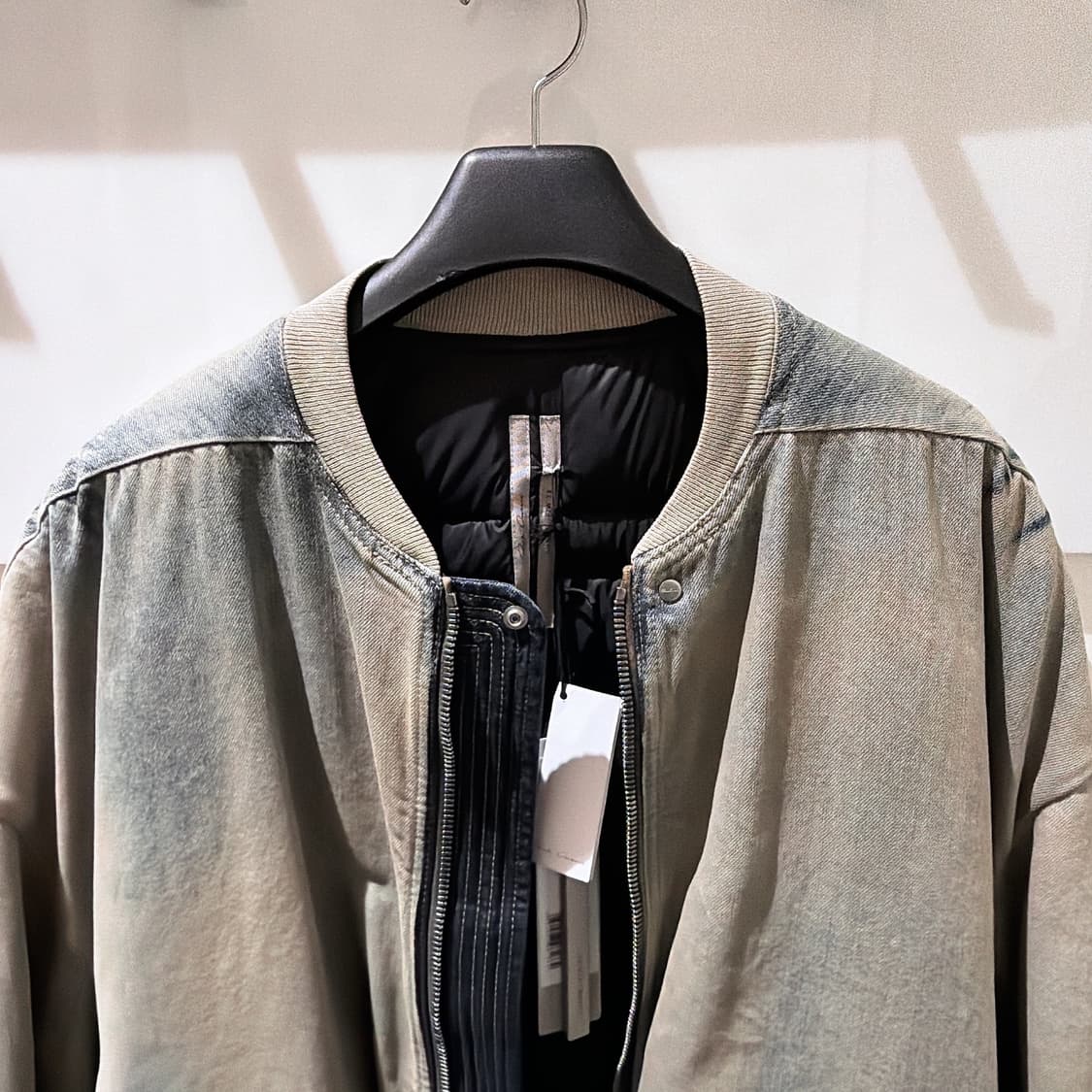 (정품/새상품) 릭 오웬스 공용 디스트로이드 점보 데님 구스다운 점퍼 상품이미지2