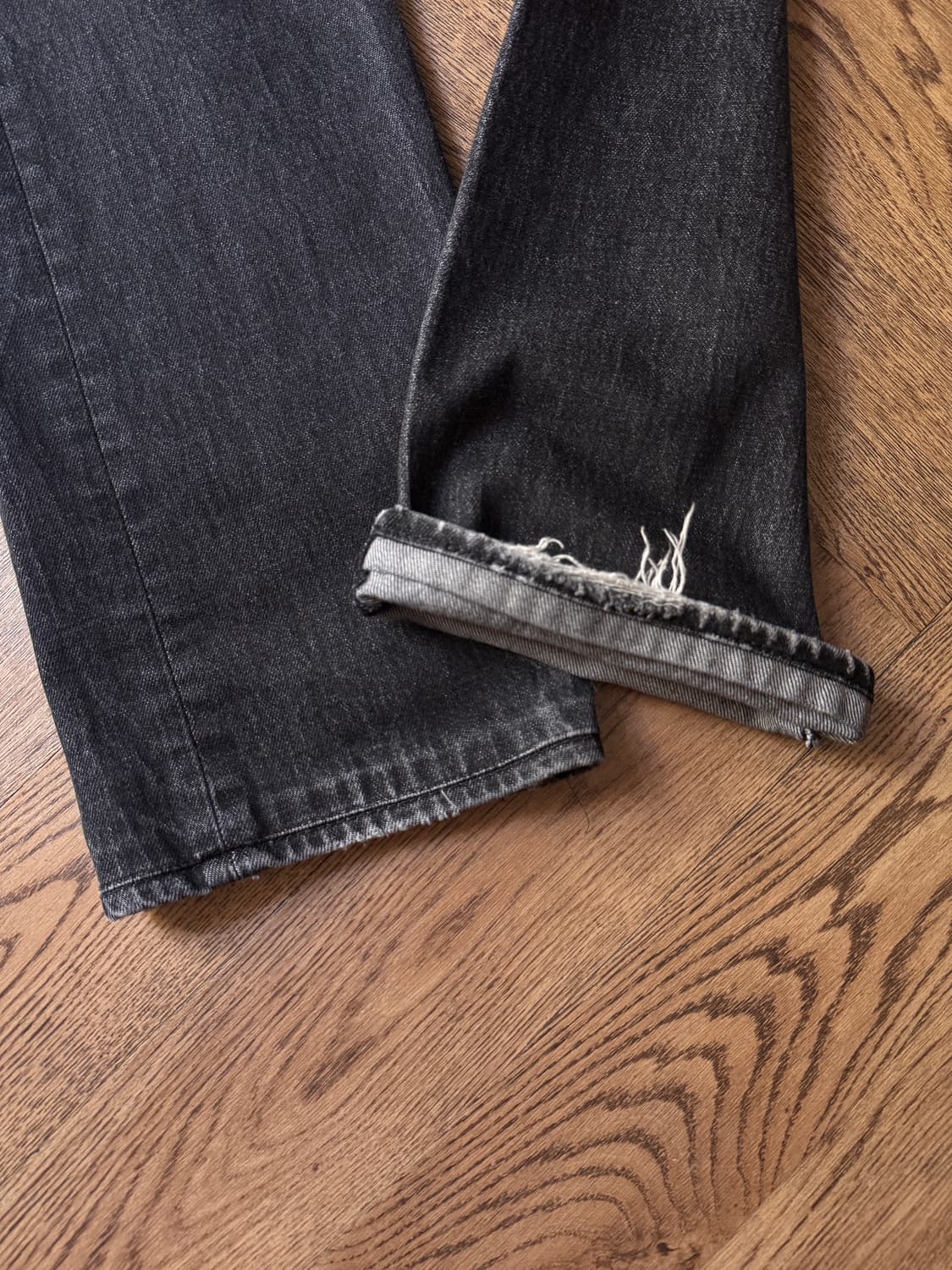 [35]리바이스 501 빈티지 페이딩 흑청 데님 팬츠 상품이미지5