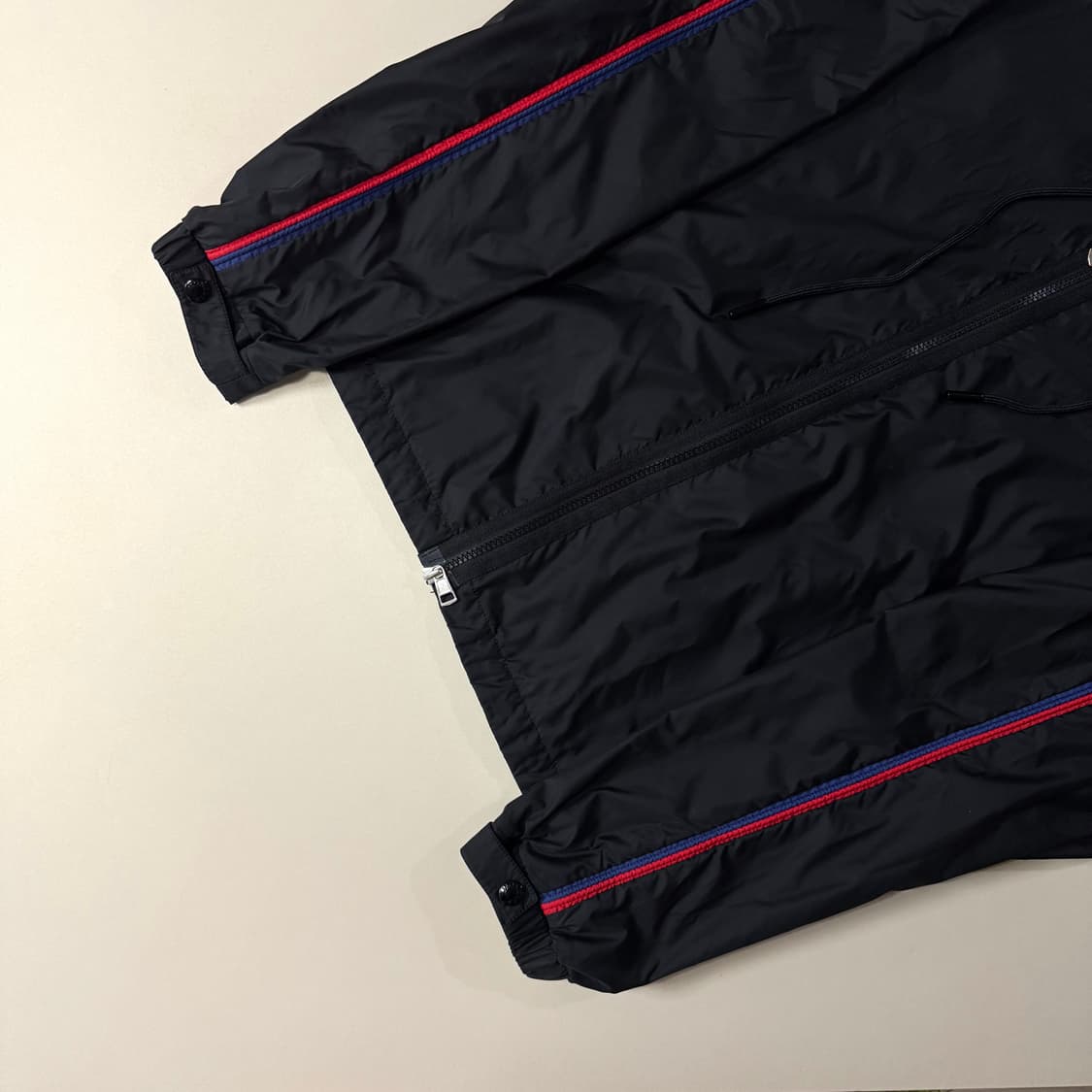 [백화점판/당일출고]몽클레어 하타브 바람막이 상품이미지4