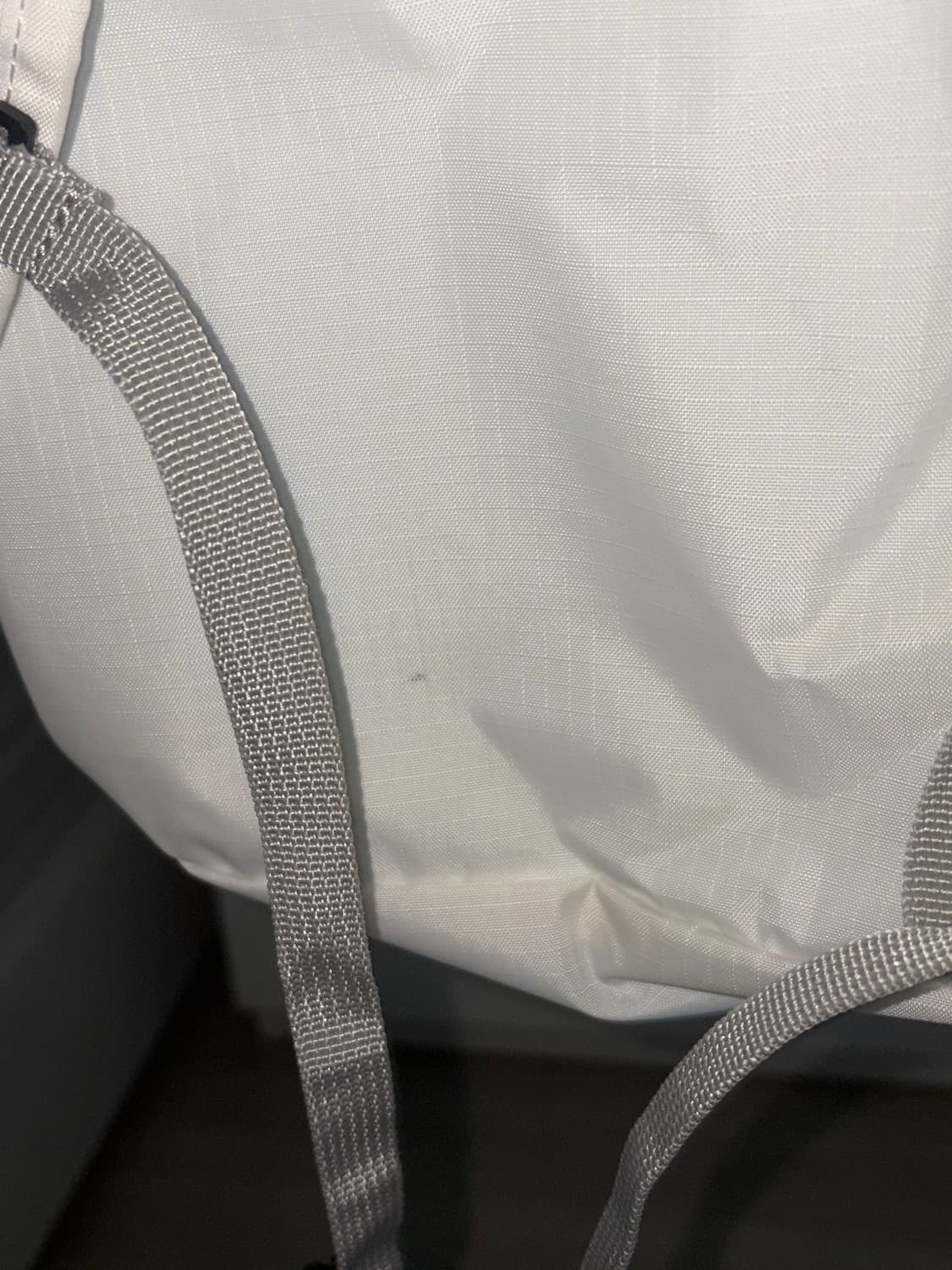 시에라디자인 라센 코듀라 초경량 백팩 17L 화이트 상품이미지4