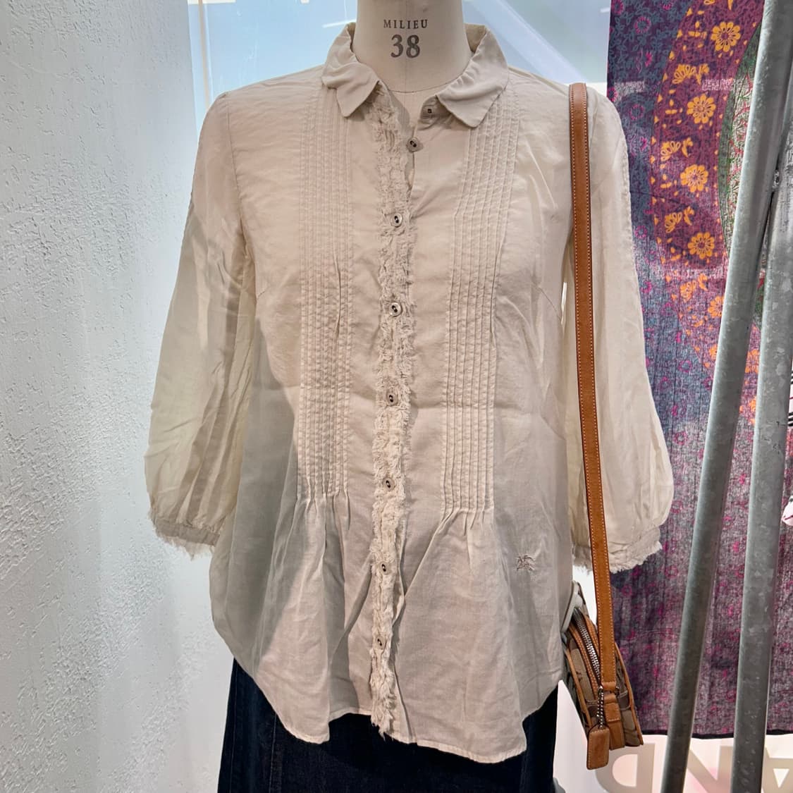 Burberry Ivory Lyocell Shirts 상품이미지2