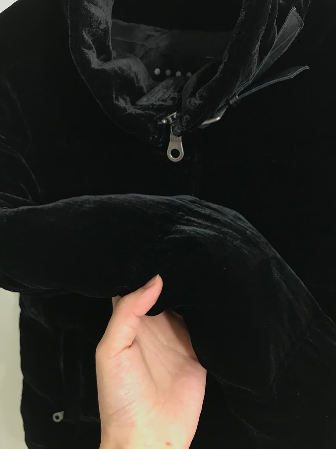 빈티지 블랙 벨벳 비죠 디테일 패딩 상품이미지5