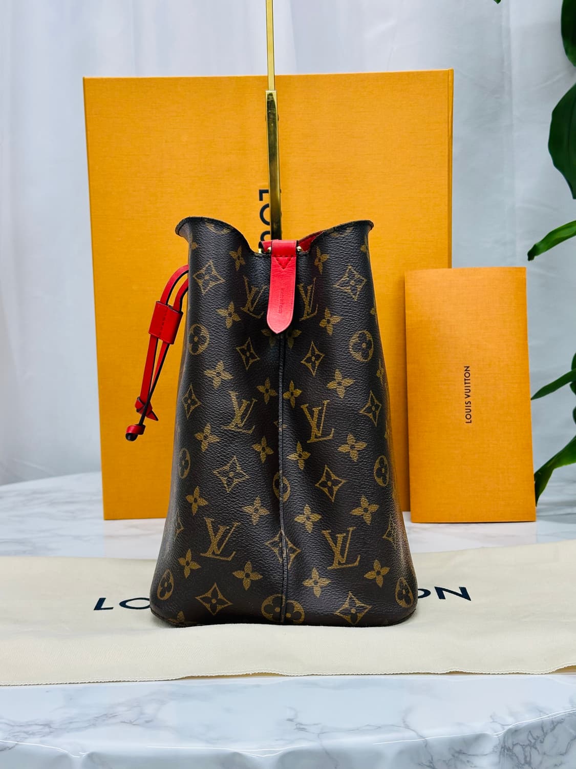 [정품] 루이비통 네오노에 모노그램 레드 MM  M44021 상품이미지7