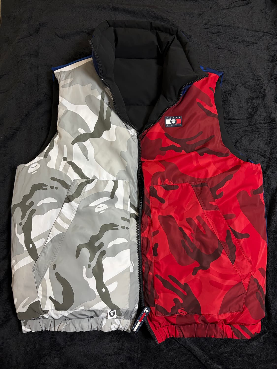 에이프(베이프) x 타미 콜라보 리버시블 패딩조끼 상품이미지6