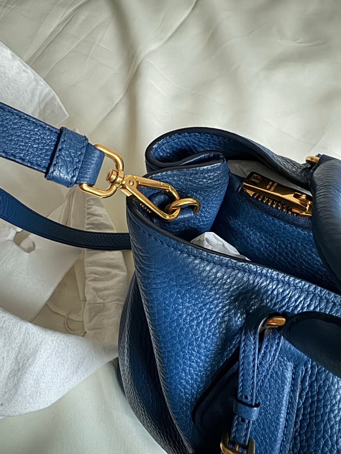 프라다 비텔로 다이노 레더 토트백 상품이미지4