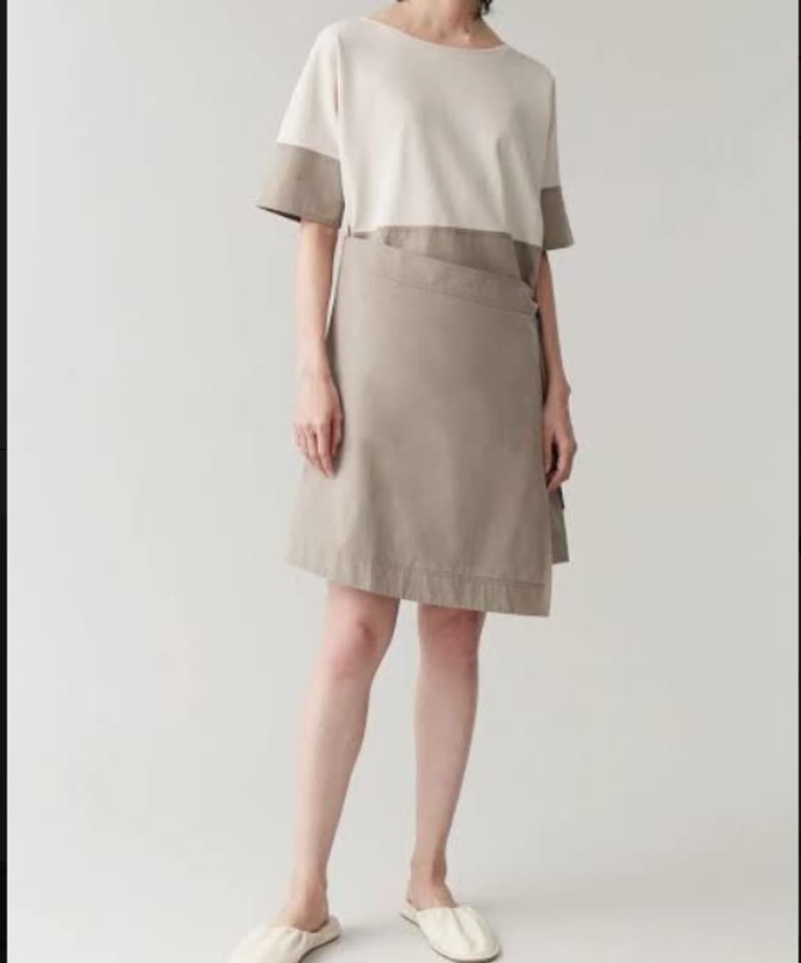 코스 반팔 랩형식 미디 원피스 연카키 (S)
 상품이미지5