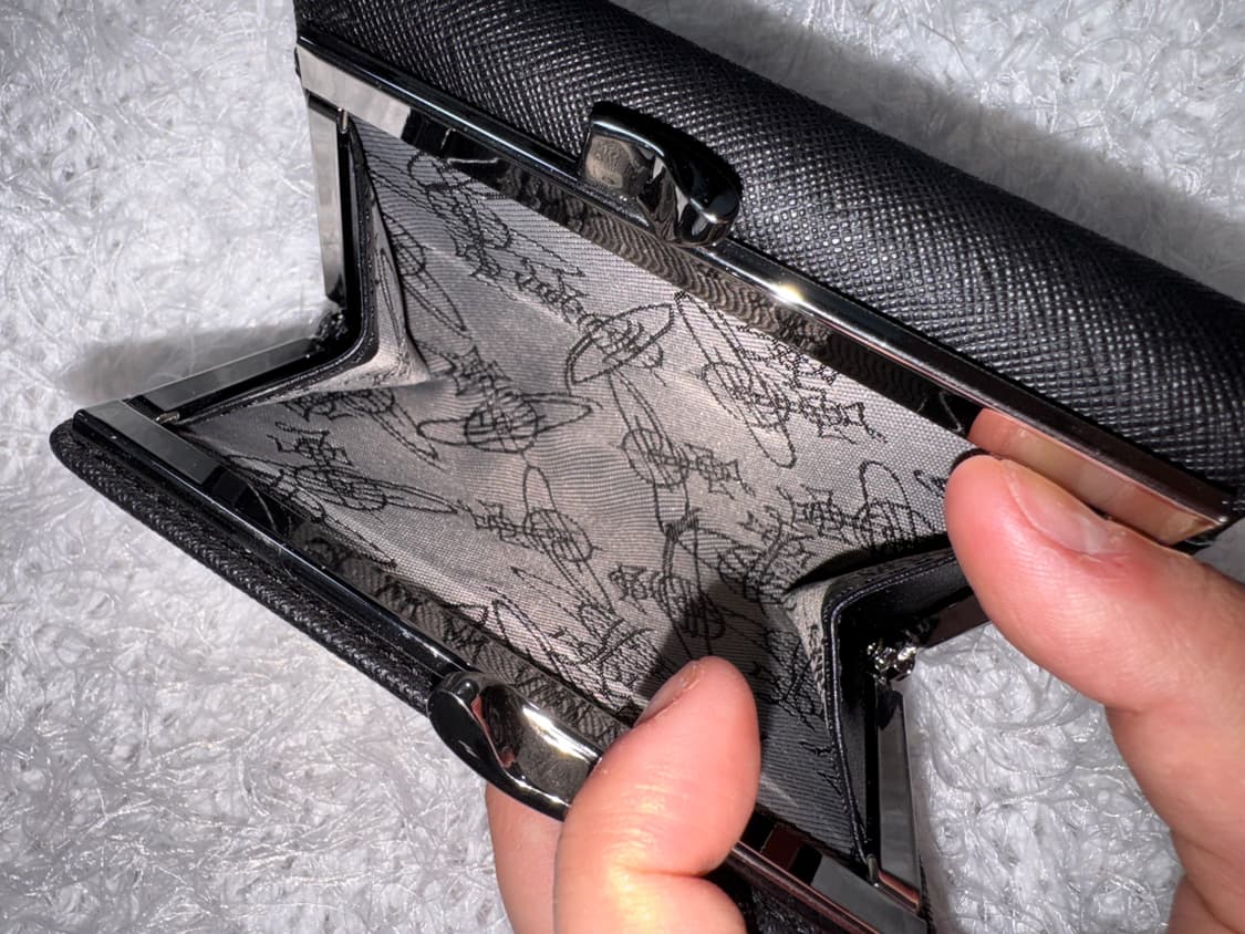 비비안웨스트우드 사피아노 스몰 반지갑 상품이미지4