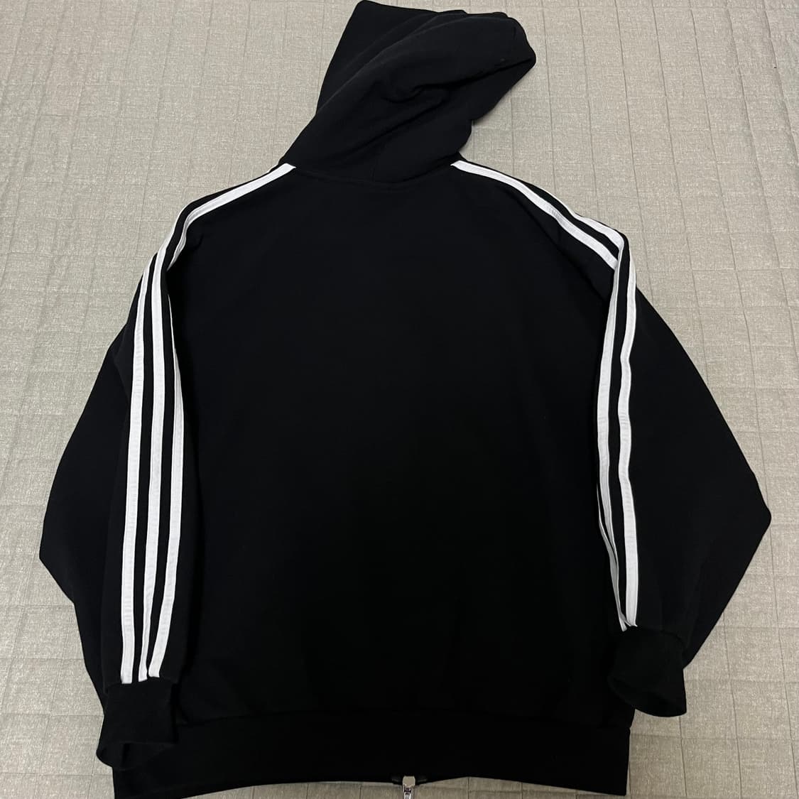 [XXS] 발렌시아가 아디다스 스몰핏 후드집업 블랙 상품이미지6