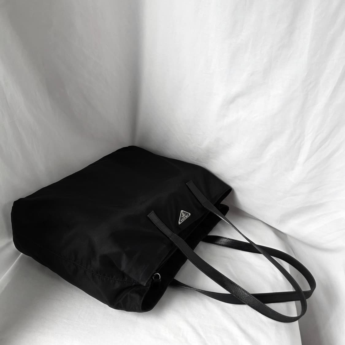 [정품 PRADA] 프라다 포코노 나일론 쇼퍼백 숄더백 라지 상품이미지3