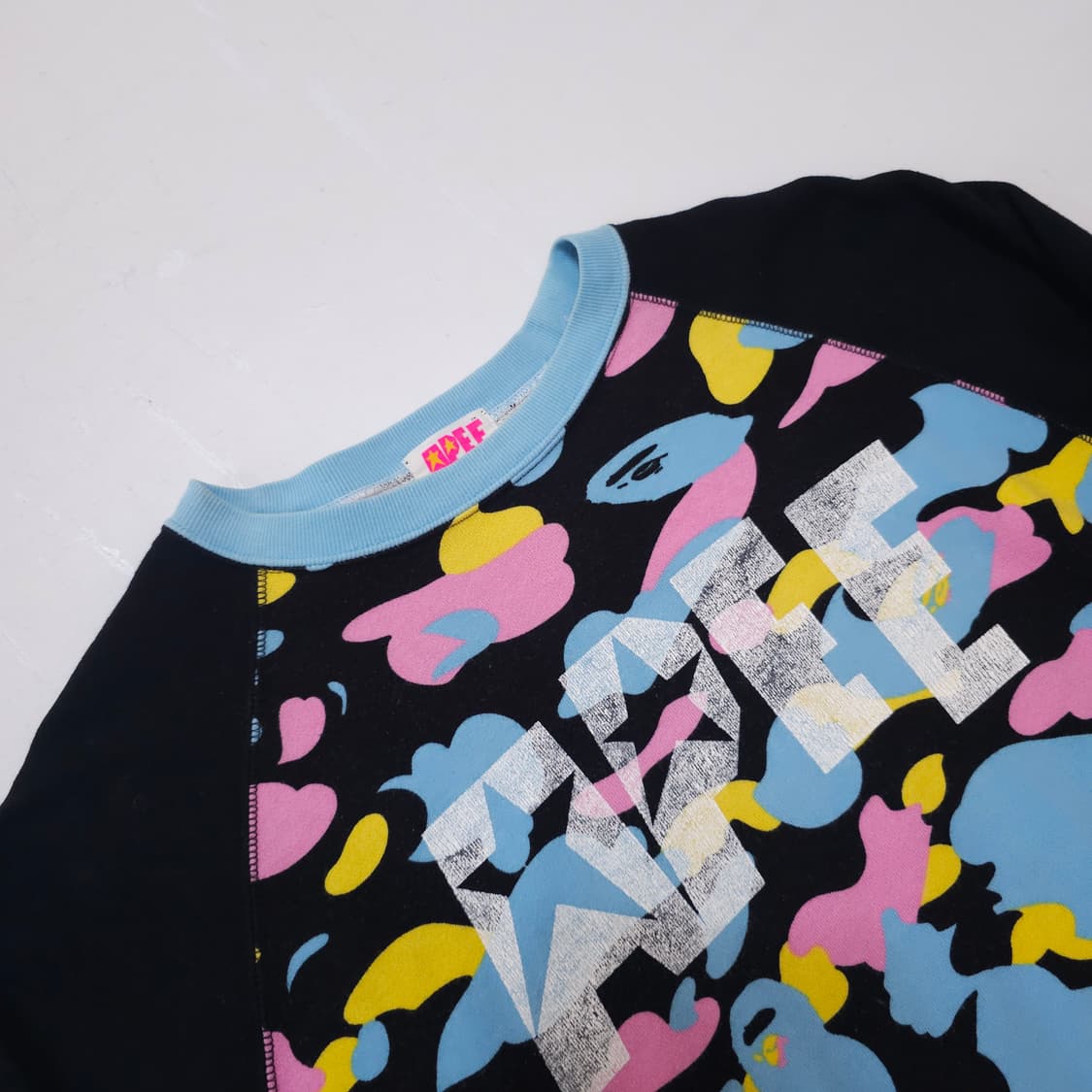 Bape aape 컬러카모 스웻셔츠 상품이미지2