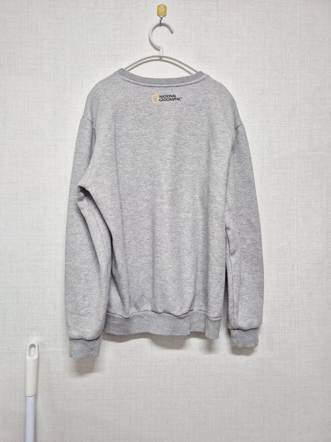 내셔널지오그래픽 맨투맨 상품이미지2