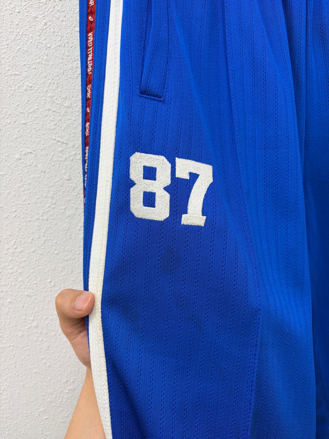 아식스 블루 87 넘버링 사이드라인 트레이닝 팬츠 상품이미지2