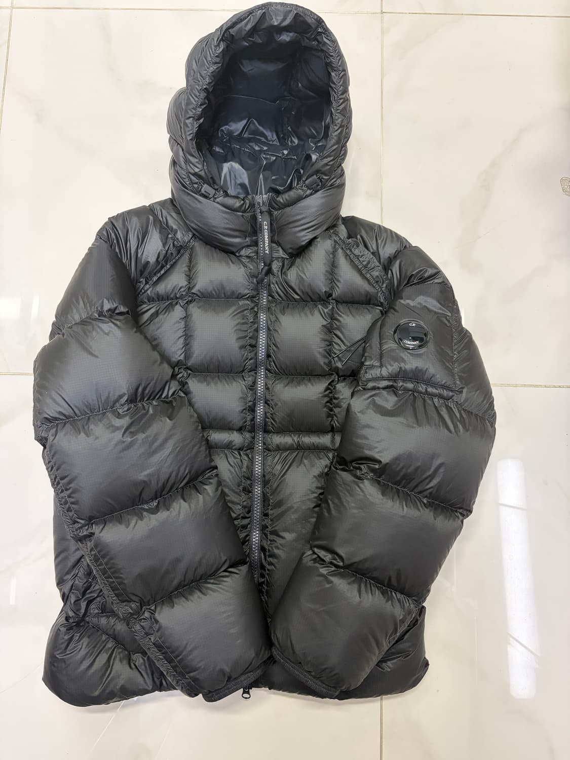 cp컴퍼니 dd쉘 후드 다운 블랙 패딩 L 상품이미지2