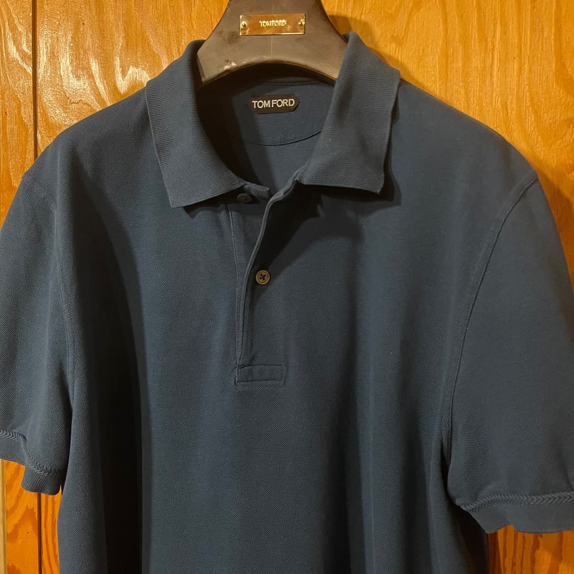 톰포드 TF 로고 카라티셔츠 판매 합니다. 상품이미지3