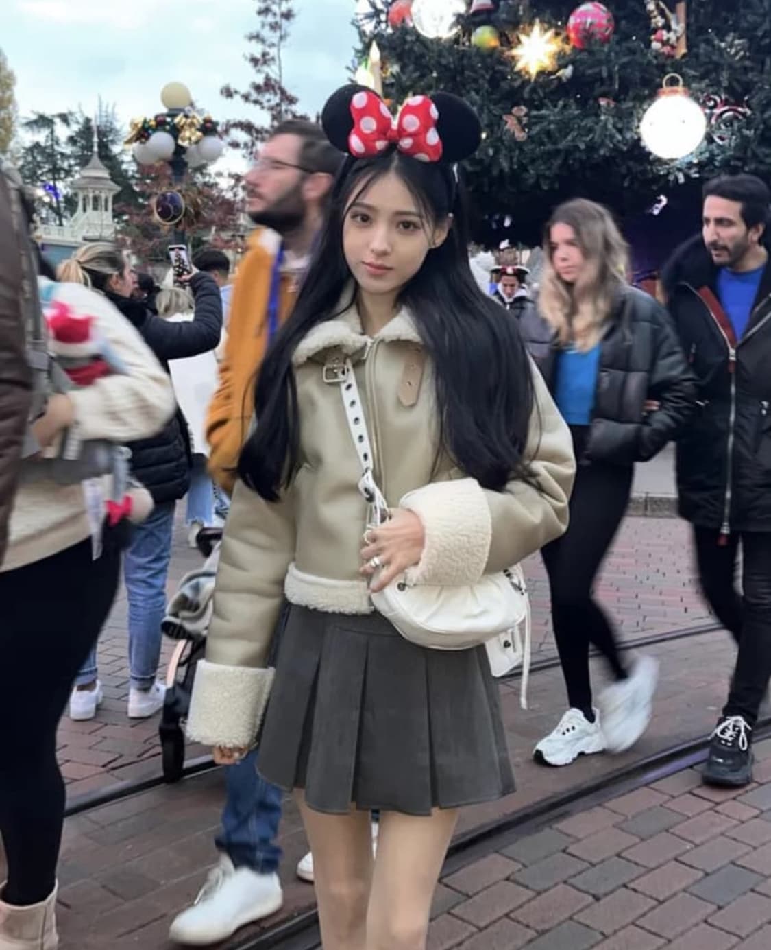 카키포인트 미니 무스탕 베이지 상품이미지4