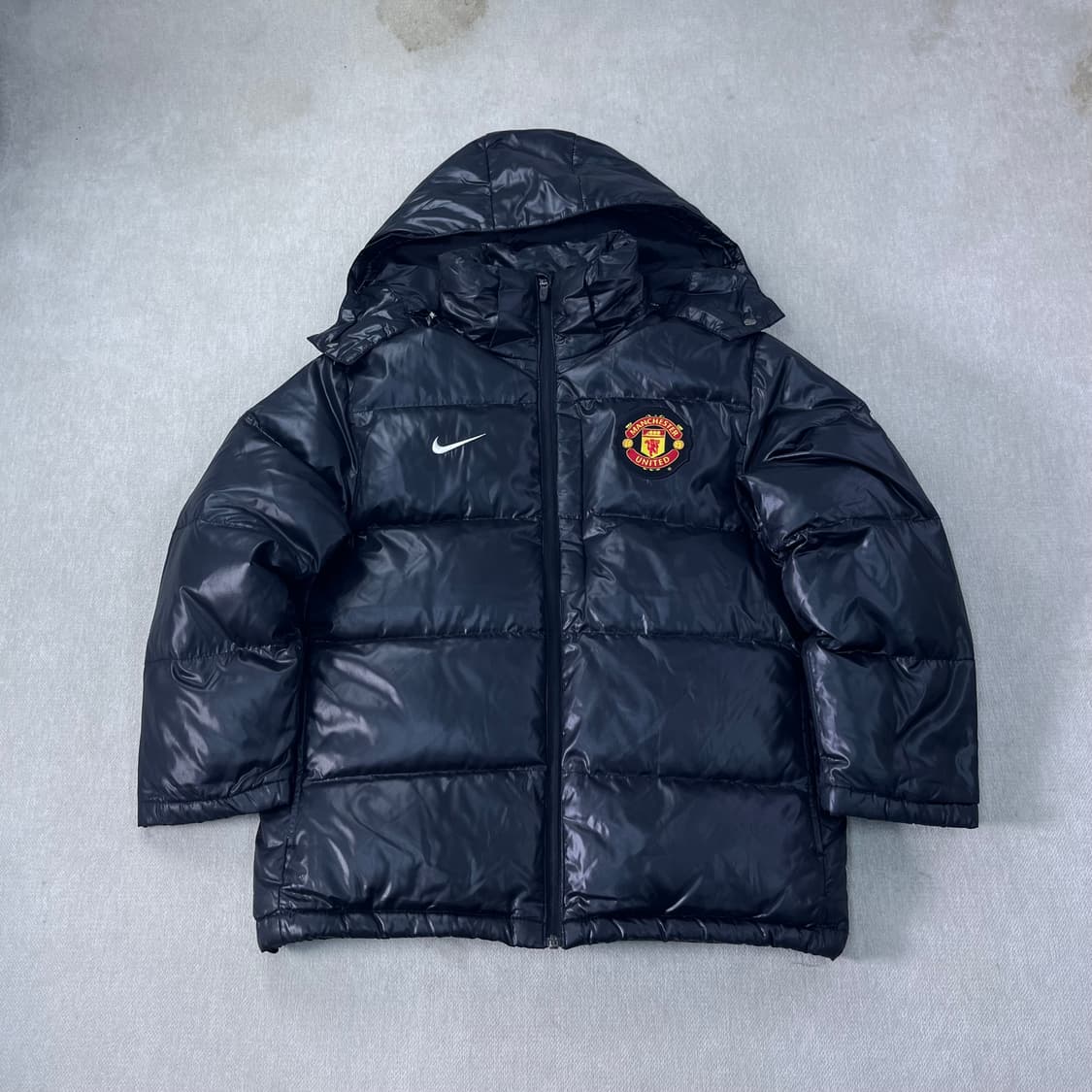 95 나이키 맨유 유광 구스 패딩 상품이미지1