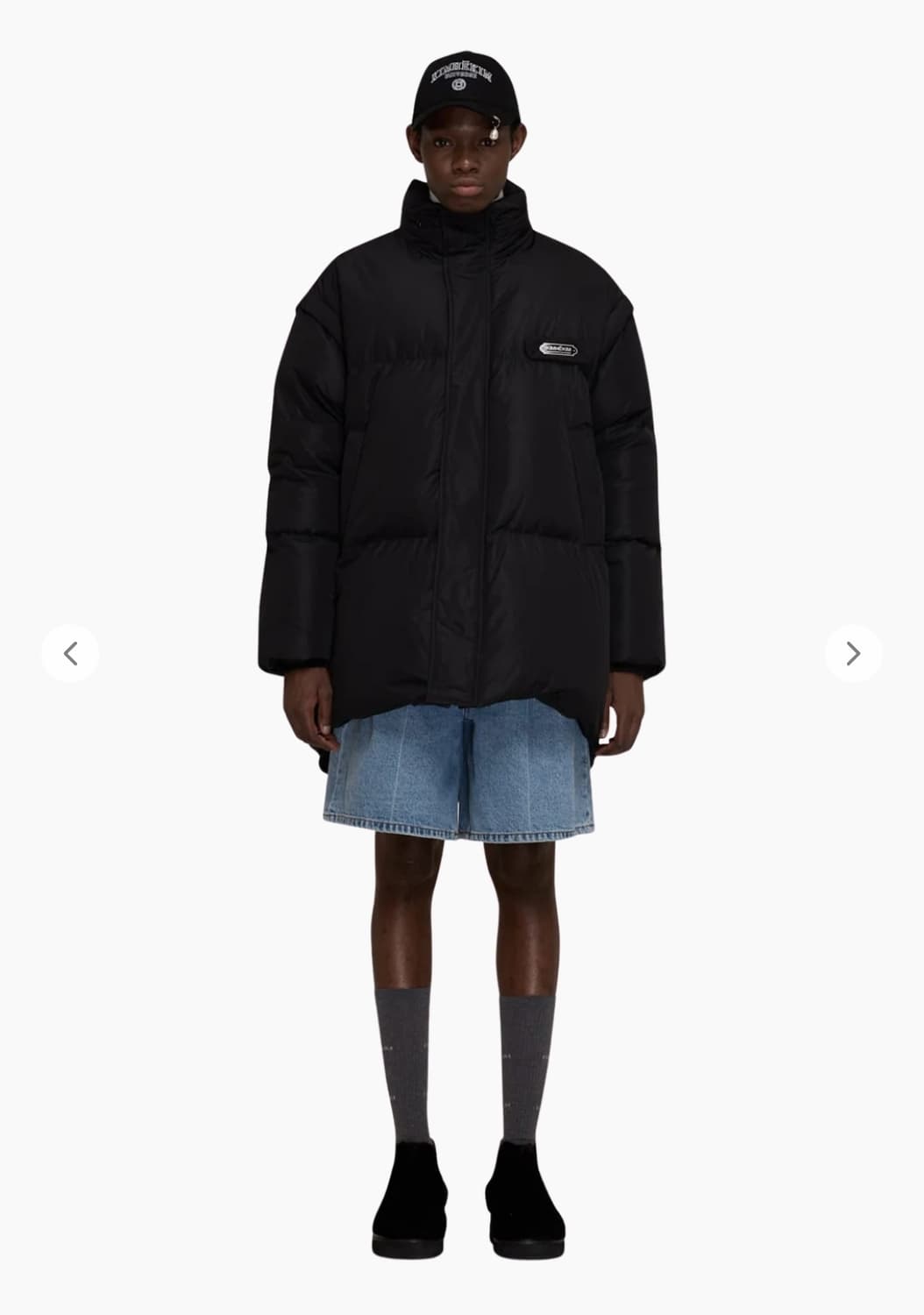 [40] 김해김 24fw 메탈 로고 패딩 상품이미지2