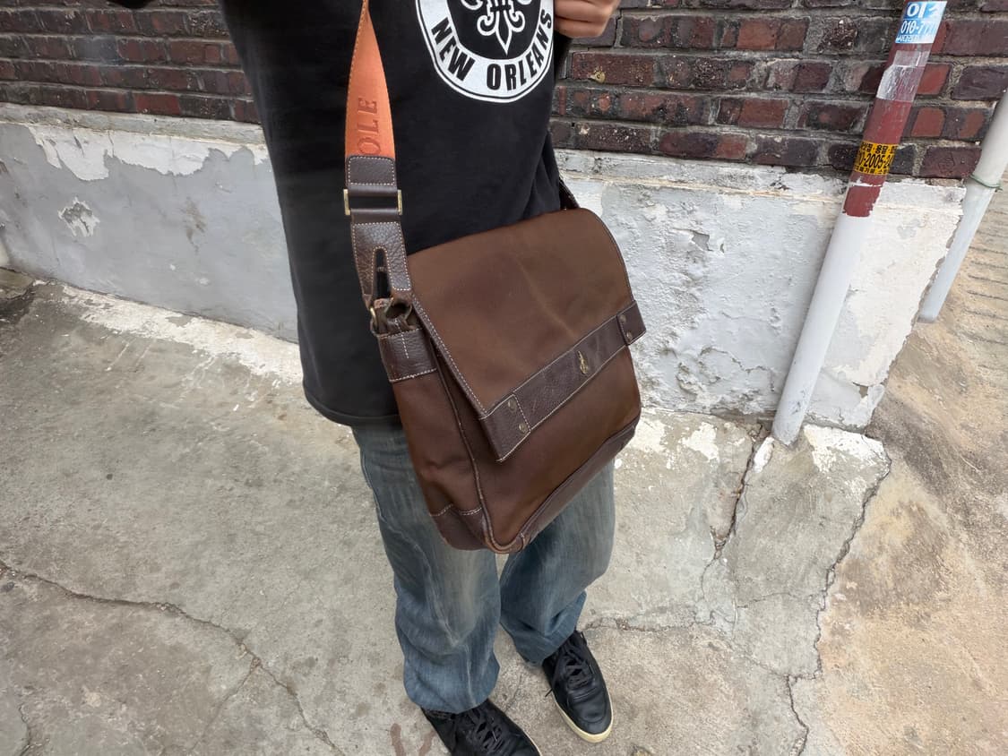 Beanpole 브라운 캔버스 레더 믹스 메신저백 상품이미지10