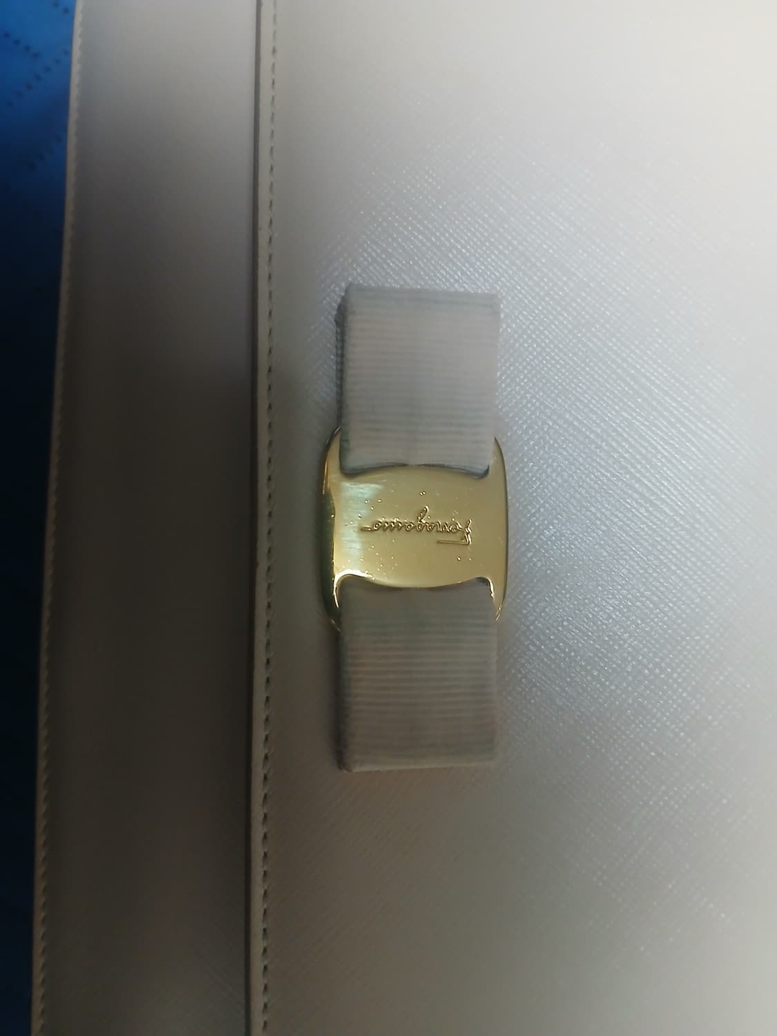 정품 페레가모 지니 크로스백 상품이미지10