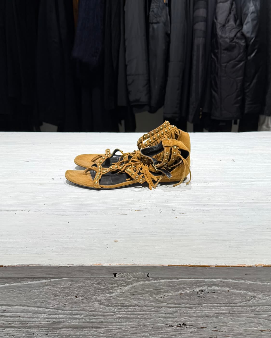 생로랑 브라운 스웨이드 프린지 샌들 상품이미지6