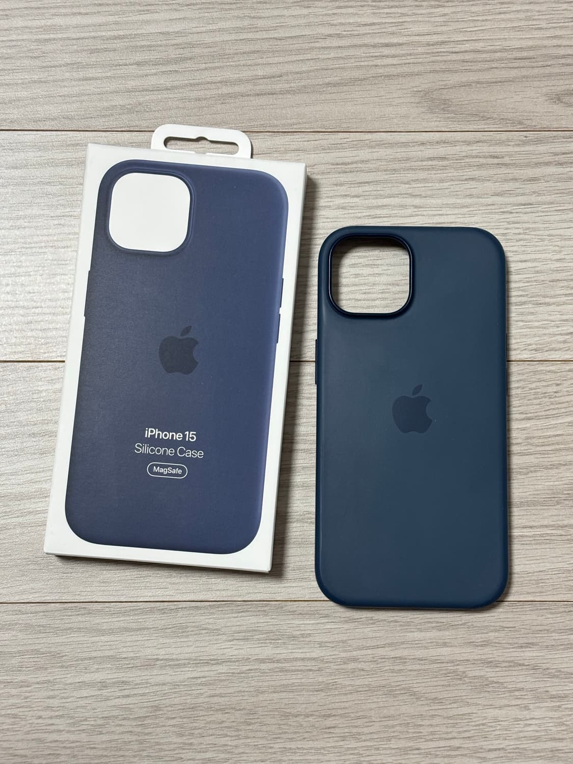 아이폰 15 정품 케이스 상품이미지1