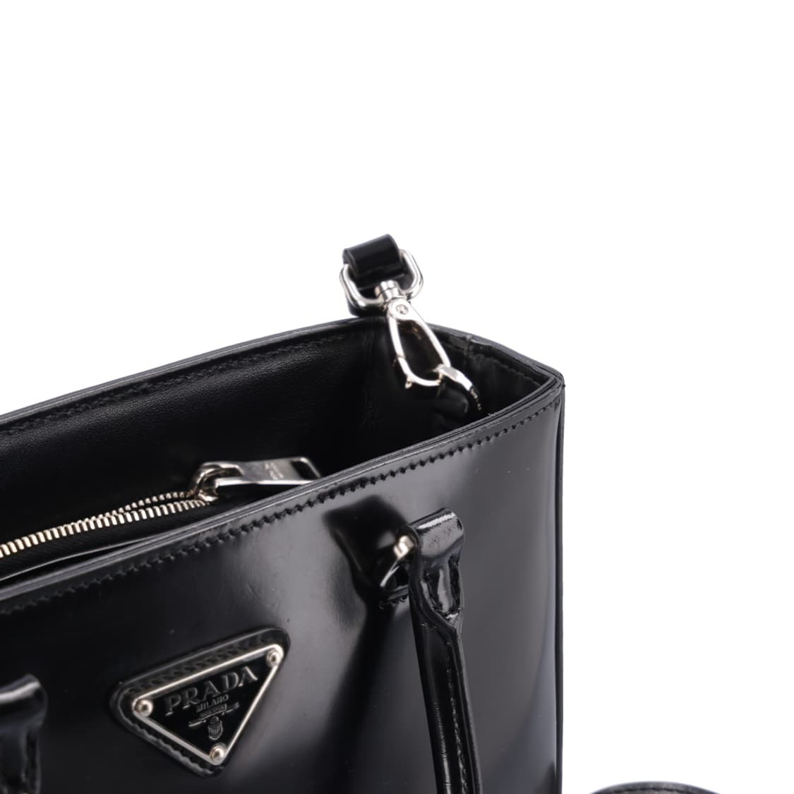 프라다 1BA330 토트백 레더 블랙  상품이미지2