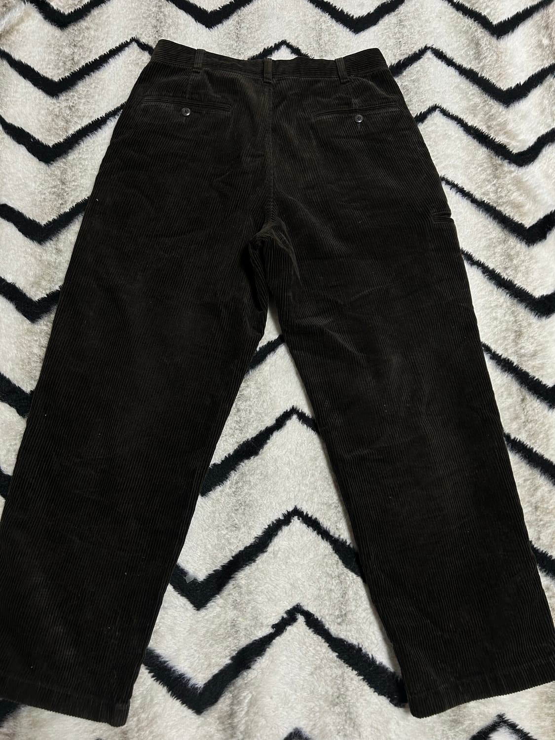 [32]유니클로U 코듀로이 와이드핏 팬츠/다크브라운 상품이미지2